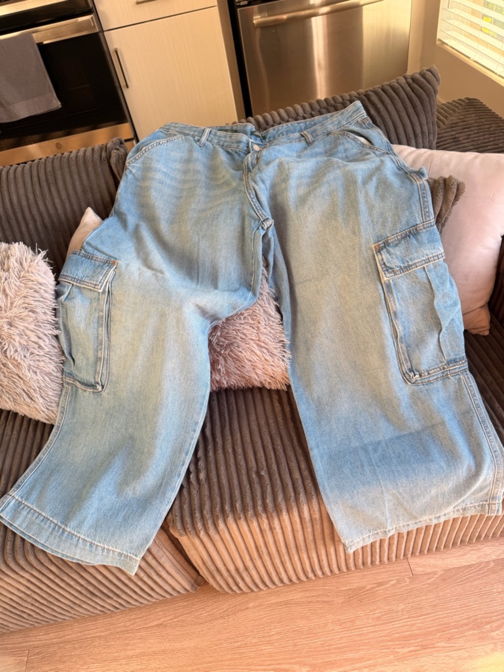 wild fable Light Blue Relaxed Cargo Jeans for Women.  Sz 16R